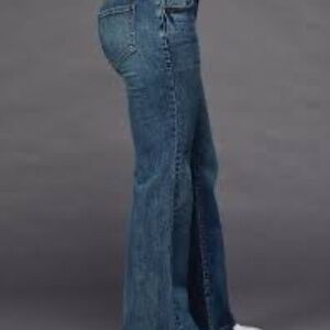 Tilt  low rise denim flare jeans size 9